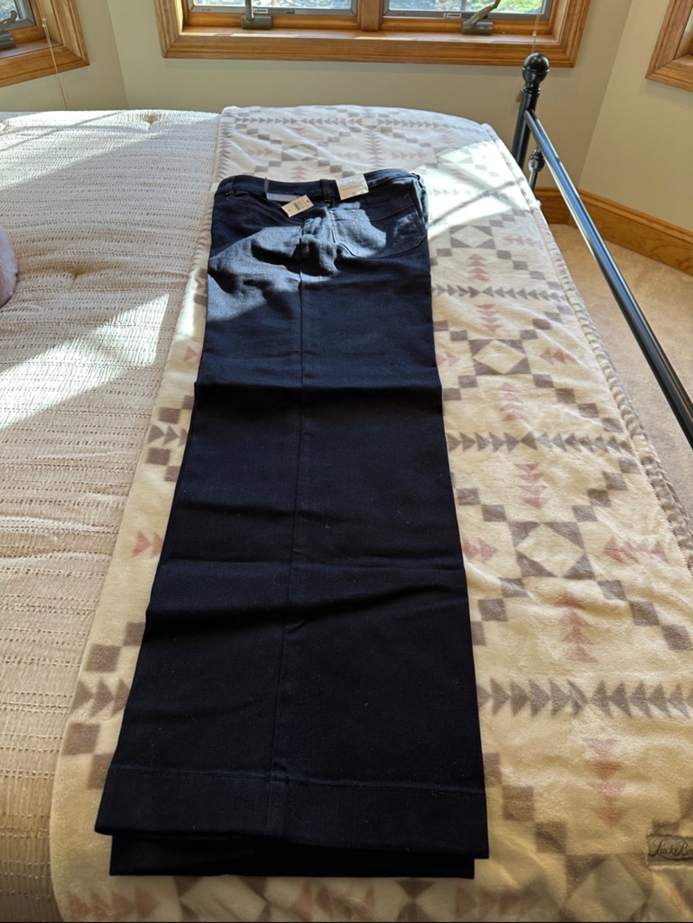 Dark wide leg Jean